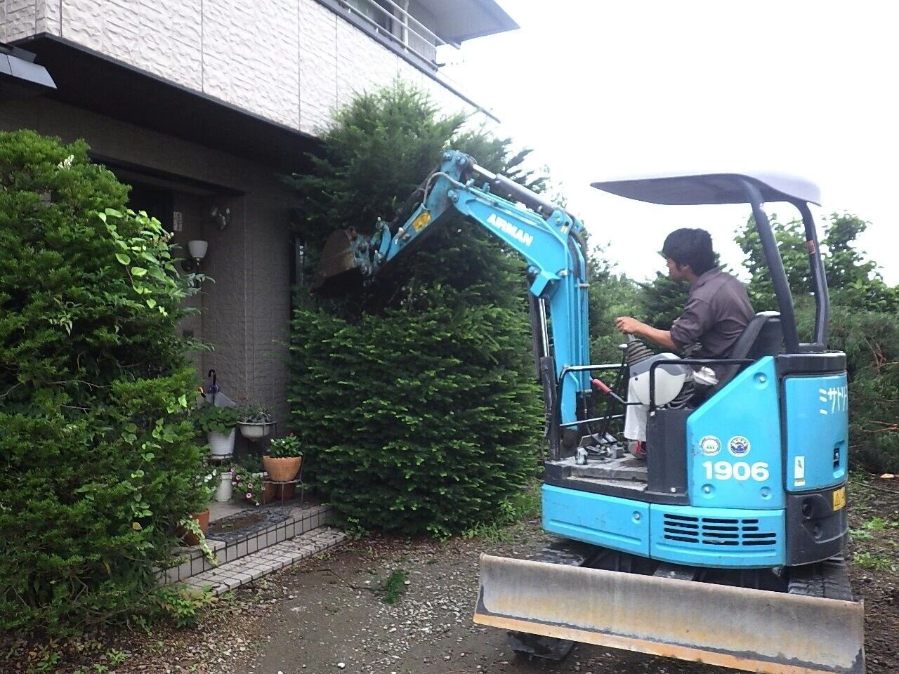 高崎市外壁塗装・外壁目地シール工事のご紹介