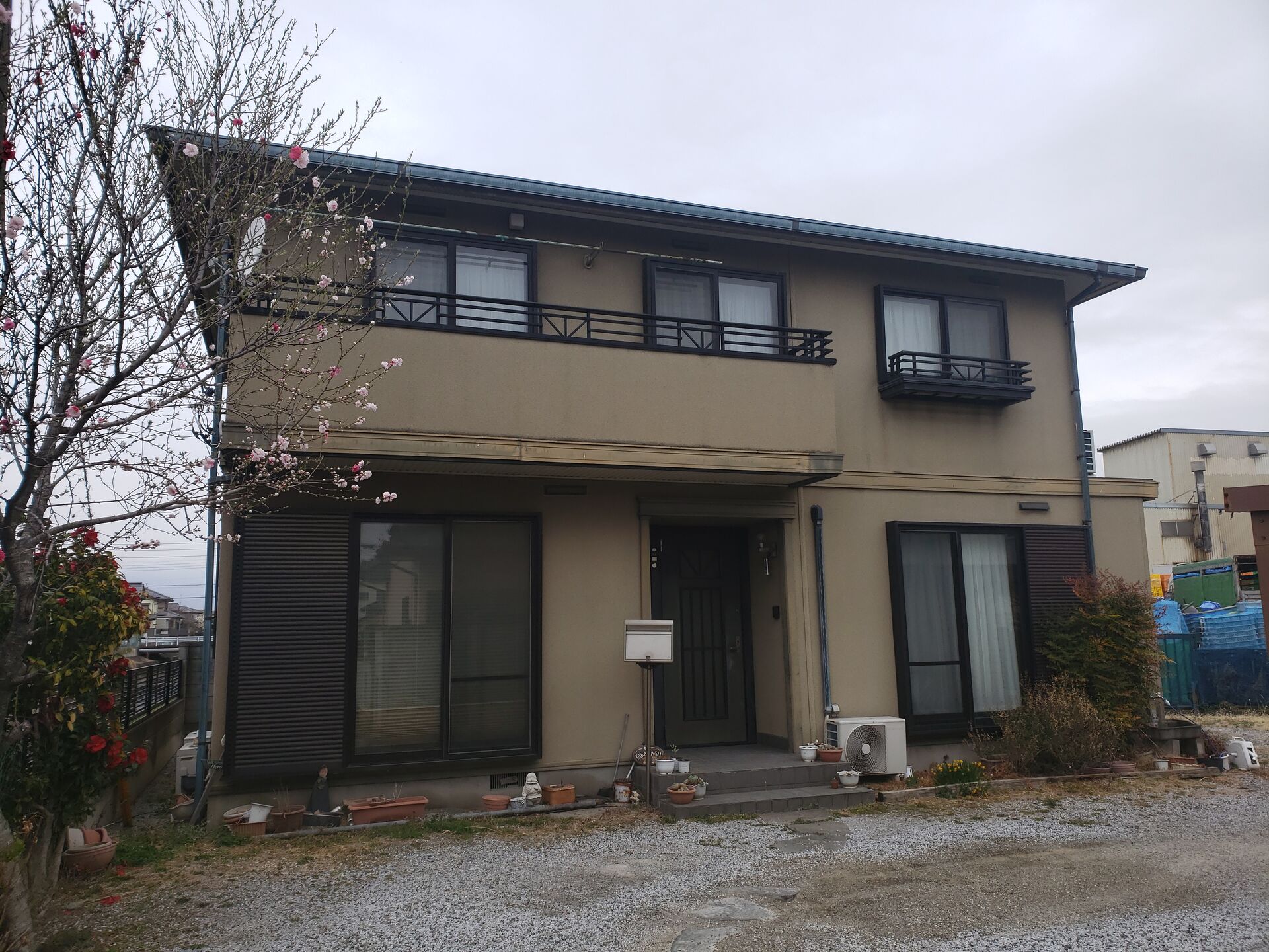高崎市外壁塗装・外壁目地シール工事のご紹介