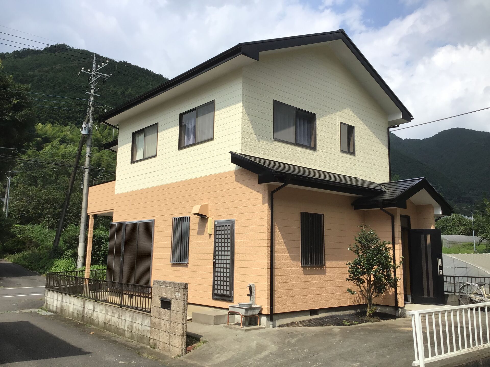 高崎市外壁塗装・外壁目地シール工事のご紹介