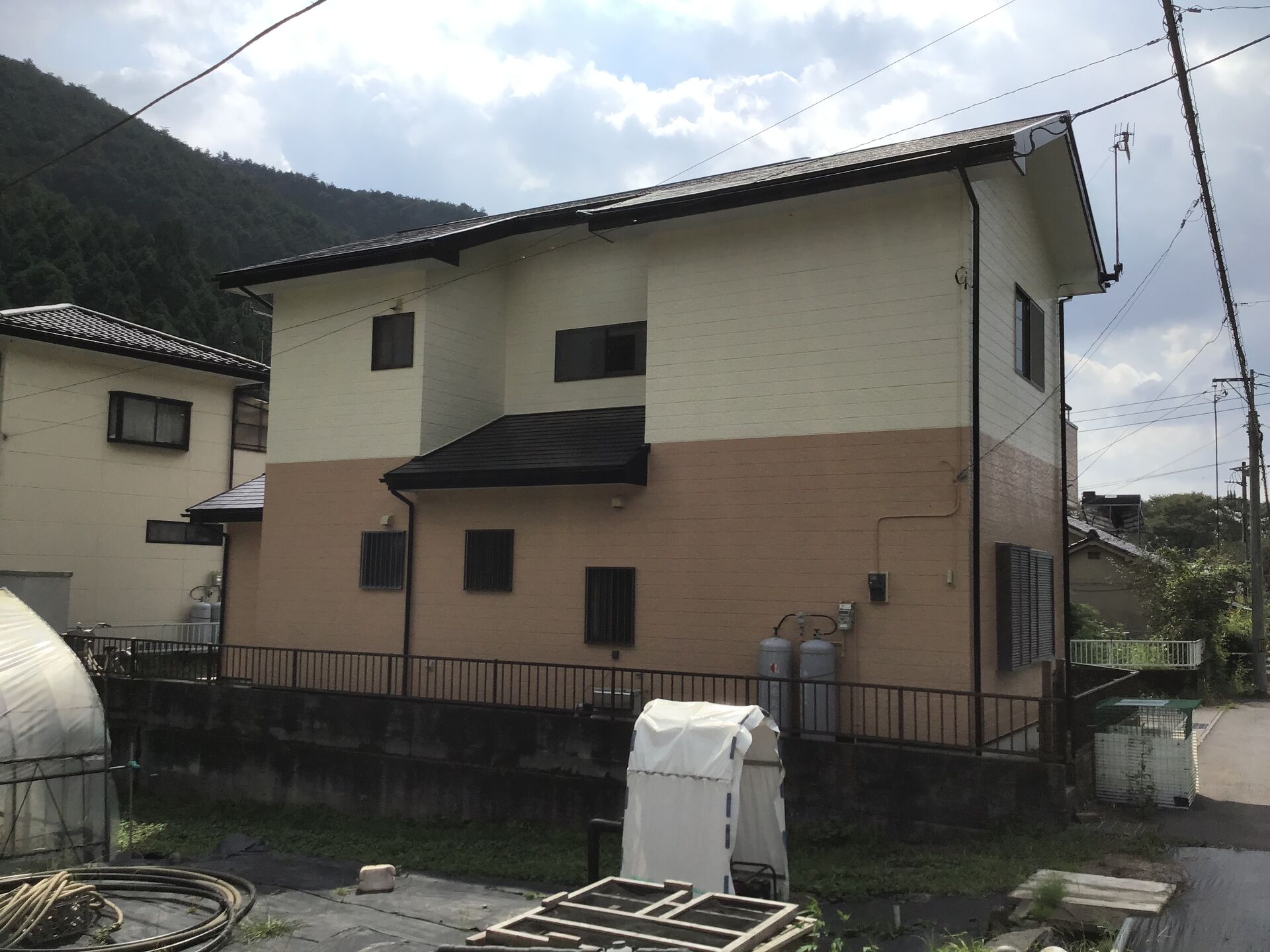 高崎市外壁塗装・外壁目地シール工事のご紹介