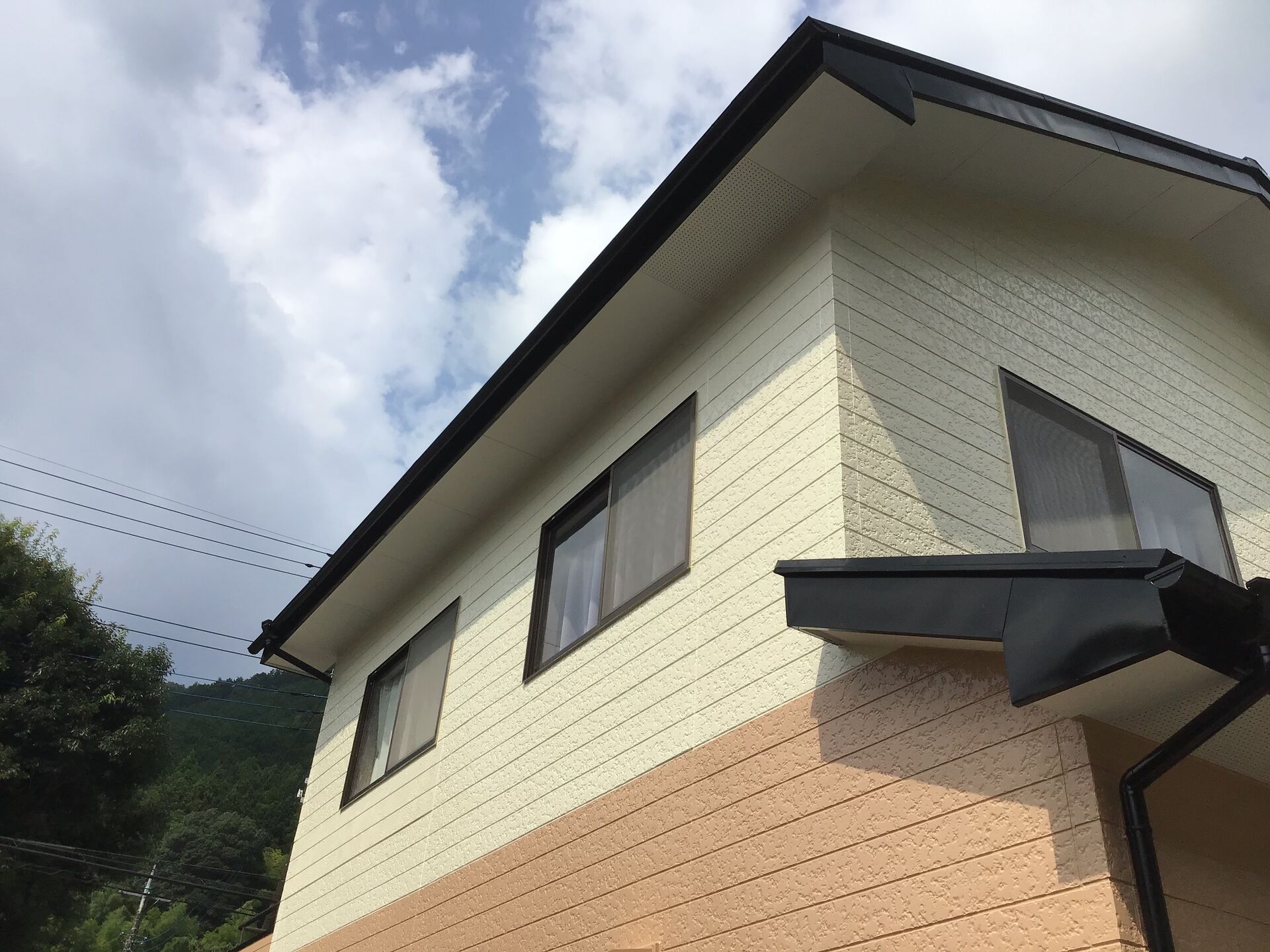 高崎市外壁塗装・外壁目地シール工事のご紹介