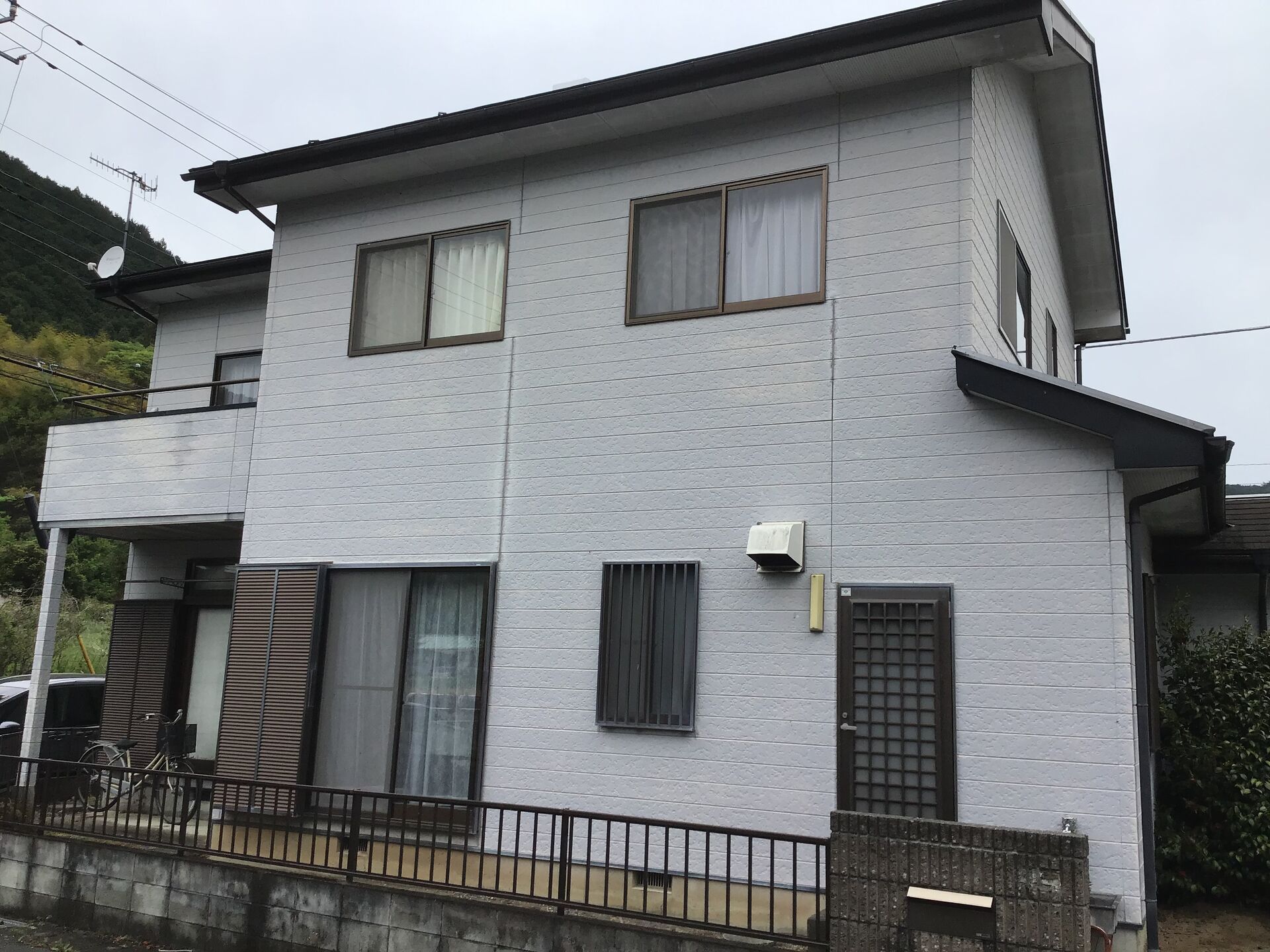高崎市外壁塗装・外壁目地シール工事のご紹介