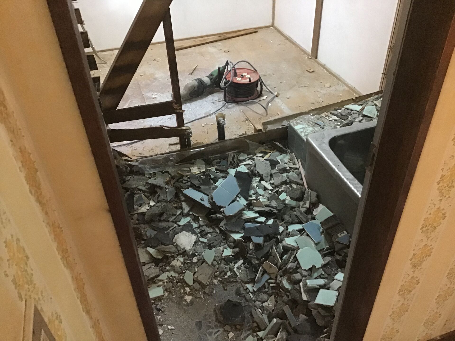 高崎市外壁塗装・外壁目地シール工事のご紹介