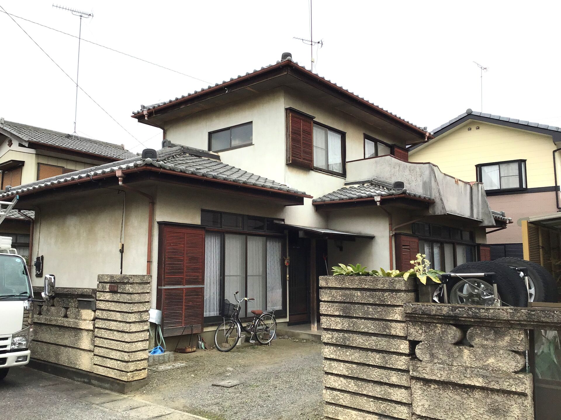 高崎市外壁塗装・外壁目地シール工事のご紹介